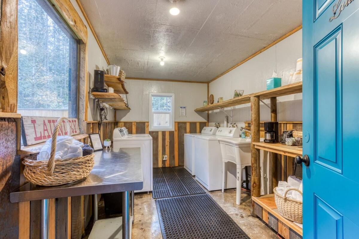 Mt Air Motel Mount Hood Village エクステリア 写真